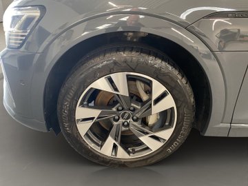 Q8 e-tron Sportback  50 quattro advanced Pano LM – Bild 7