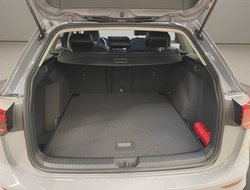Golf VIII Variant 1.5 eTSI  W Goal ACC AHK AUT