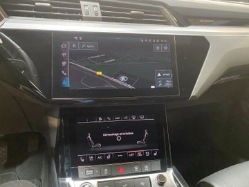 Q8 e-tron Sportback  55 quattro S-Line Pano AUT – Bild 13