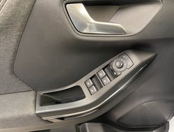 Puma 1.0 EcoBoost Titanium ACC Navi Pano el.Heck
