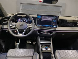 Tiguan 2.0 TDI W R-Line Pano R-Line IQLight ACC