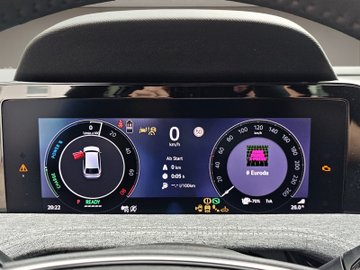 Superb Combi 1.5 TSI DSG iV DCC ACC AHK Massage – Bild 12