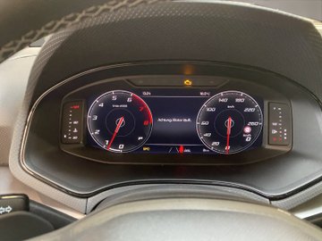 Arona 1.5 TSI FR ACC AUT Kam. Navi Sportp. LED – Bild 12