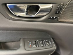 XC60 T8 Twin Engine PHEV R Design Recharge ACC