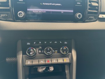 Karoq 1.5 TSI DSG Balance ACC AUT. Navi AHK RFK – Bild 14