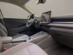 T-Roc Life 1.5 l eTSI OPF  7-Gang-DSG ACC AHK LM