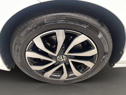 Golf VIII 2.0 TDI Active IQLight ACC AHK AUT HUD