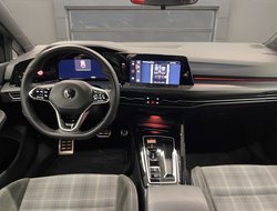 Golf VIII 2.0 TDI GTD ACC AHK AUT Navi Sportp.