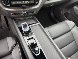 XC60 T8 AWDPLUS BLACK EDITION Lagom- Paket AHK