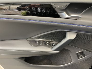 Tiguan R-Line  eHybrid  DSG AHK IQ.DRIVE – Bild 10