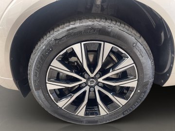 XC60 B4 (Diesel) Plus Dark ACC|AHK|AUT|Kam.|Navi – Bild 7
