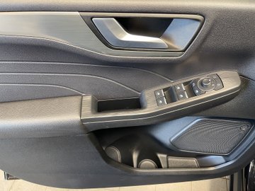 Kuga 2.5 Duratec PHEV Titanium AUT Kam. Navi LED – Bild 9