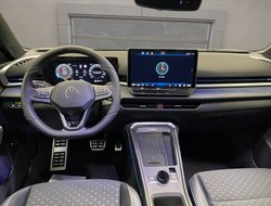 T-Roc R-Line 1.5 l eTSI OPF DSG R-Line IQLight