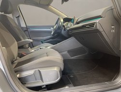 Golf VIII 2.0 TDI Active ACC AHK AUT Kam. Navi