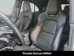 Macan 4S BOSE LED-Matrix Panorama Luftfederung