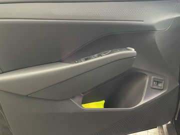 T-Roc R-Line 1.5 l eTSI OPF DSG R-Line IQLight – Bild 9