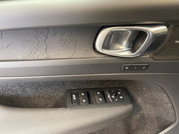 XC40 P8 Ultimate Recharge Pure Electric ACC AHK – Bild 9