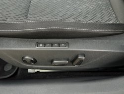 Octavia Combi 2.0 TDI Style ACC AHK Navi Pano LM