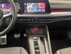 Golf VIII 1.5 eTSI Active ACC AHK AUT Kam. Navi