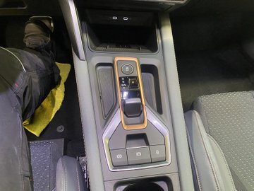 CUPRA Formentor VZ5 2.5 ACC AUT Navi Pano Virtual – Bild 14