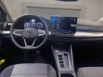 Golf VIII Variant 1.5 eTSI  W Life ACC AHK AUT – Bild 16