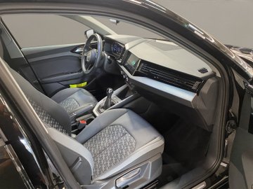 A1 Sportback 30 1.0 TFSI S-Line S-line AUT Navi – Bild 18