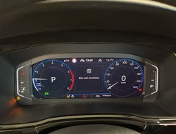 Touran BMT 1.5 TSI Comfortline R-Line ACC AUT LM