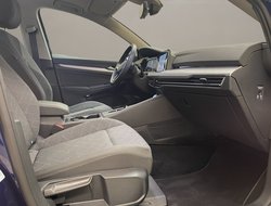 Golf VIII 1.5 eTSI Life ACC AUT Navi Pano LED LM