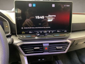 Leon Sportstourer 1.5 eTSI FR Black Edition LM – Bild 13