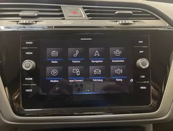 Touran BMT 1.5 TSI Comfortline IQLight ACC AHK