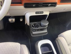 ID.Buzz Bus W Pro IQLight ACC AHK AUT Kam. Navi