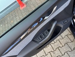 Octavia Combi 2.0 TDI DSG Tour ACC AHK AUT Navi