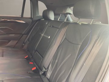 Tiguan R-Line 2.0 l TDI 4MOTION 7-Gang-DSG DCC – Bild 15