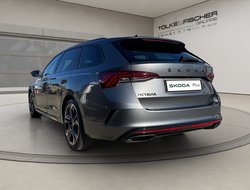 Octavia Combi 2.0 TDI RS DCC ACC AHK AUT Navi LM