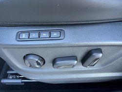 Karoq 1.5 TSI DSG Sportl. ACC Navi Pano eHeck RFK