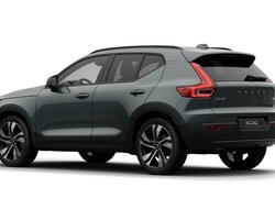 XC40 B3 Plus Dark Licht Paket ACC AUT Kam. 360