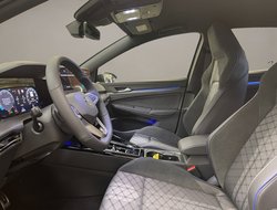 Golf R-Line 1.5 l eTSI OPF DSG R-Line ACC AUT LM