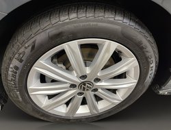 Touran BMT 1.5 TSI Comfortline R-Line ACC AUT LM