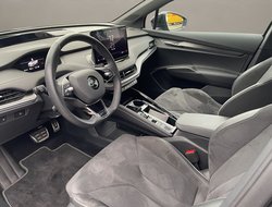 Enyaq 80 Sportline ACC AHK Navi Pano eHeck