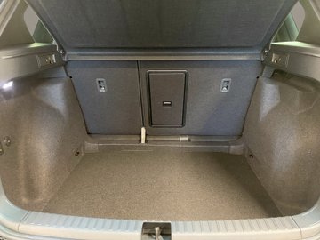 Ateca 1.5 TSI Tribe Edition ACC AUT Kam. Navi LM – Bild 17