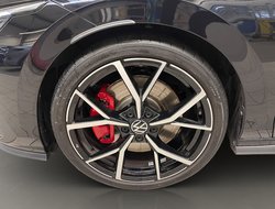 Golf VIII 2.0 TSI GTI ACC AUT Kam. Navi Sportp.