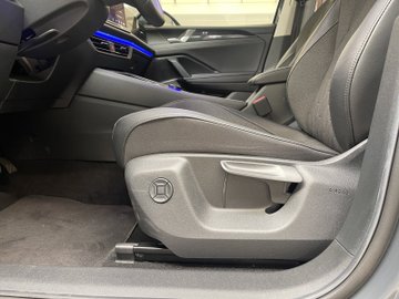 Tiguan 2.0 TDI W Life ACC AHK AUT Kam. Navi 360 – Bild 10