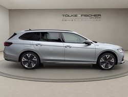 Superb Combi 2.0 TDI DSG Sportline DCC AHK Navi