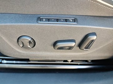 Enyaq 85  Sportline ACC AHK Navi Pano eHeck – Bild 9