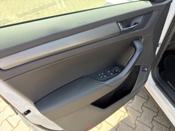 Kodiaq 2.0 TDI 4x4 Clever ACC AUT Kam. Navi LED – Bild 8