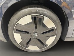 ID.Buzz Bus W Pro IQLight ACC AHK AUT Kam. Navi