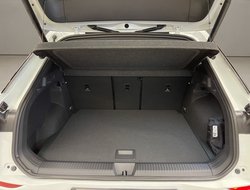 T-Roc R-Line 1.5 l eTSI OPF DSG R-Line IQLight