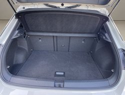 T-Roc 1.5 TSI R-Line R-Line ACC AUT Navi Sportp.