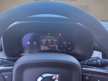 XC40 B3 Plus Black Edition Gewerbe Aktion – Bild 12