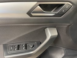 T-Roc 1.5 TSI Life AUT Kam. Navi Virtual KlimaA.